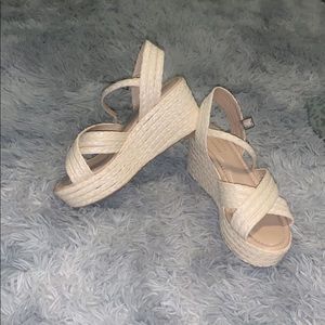 Lauren Conrad Cute wedge sandals